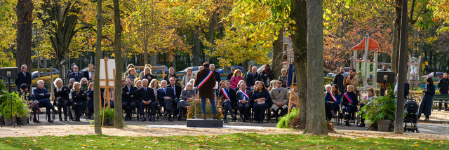 Une assistance nombreuse et attentive a participé à l'inauguration de l'avenue Marie Bonaparte. ©Pierre Denis
